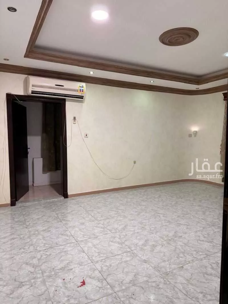 فيلا 5 غرف في العقربية 4
