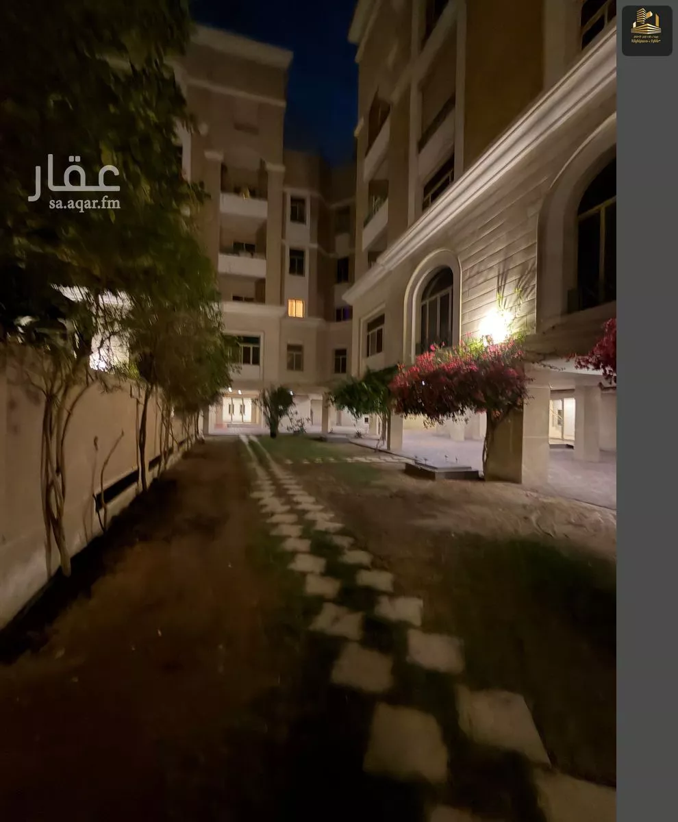 شقة 4 غرف في الحمرا 8