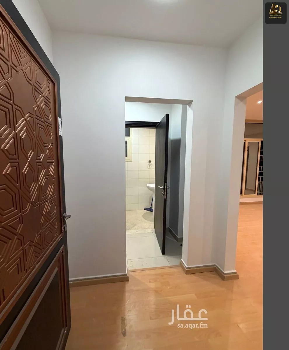 شقة 4 غرف في الحمرا 10