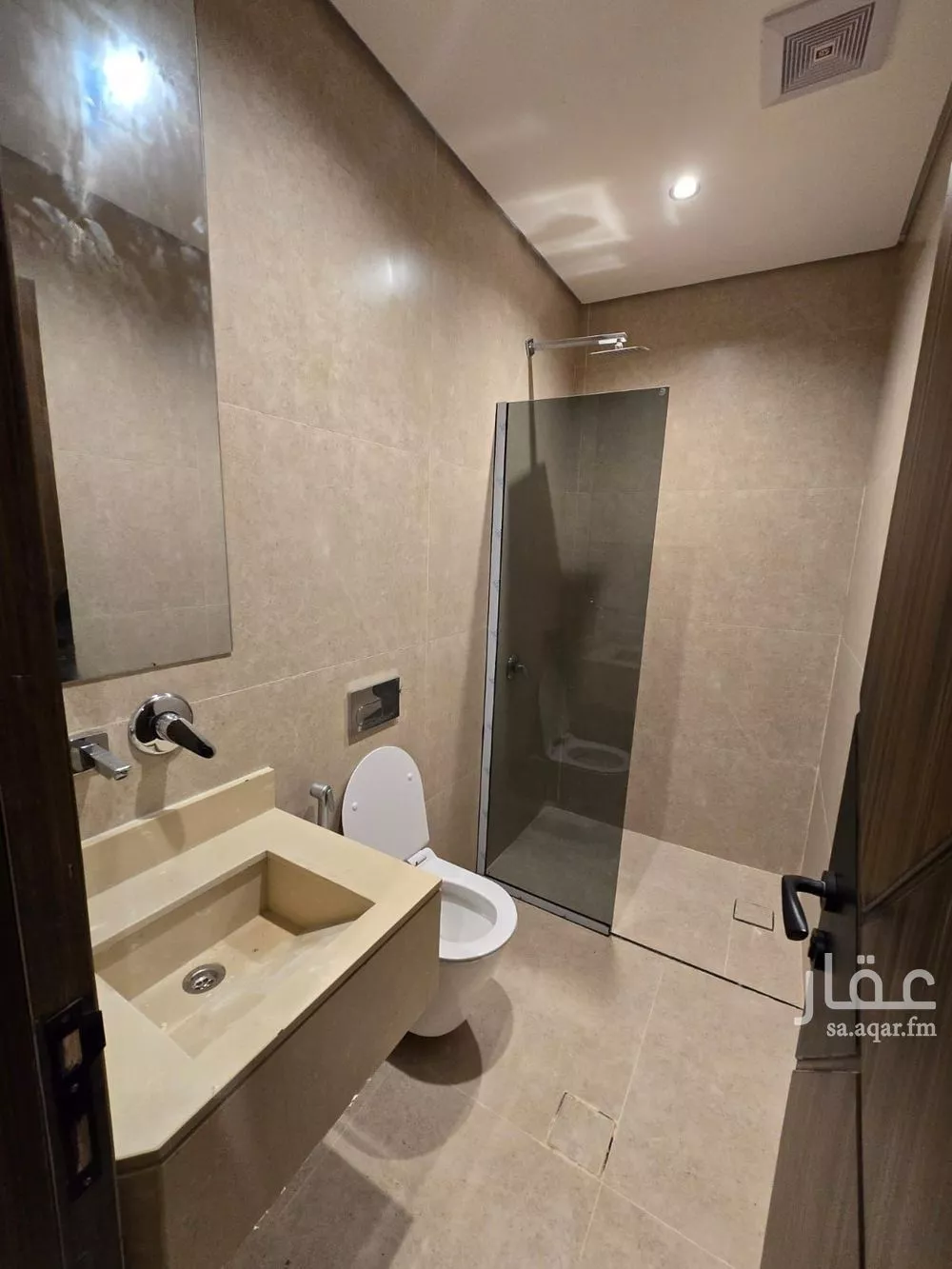 4 bedroom apartment in Al Hamra, Eastern Province 14