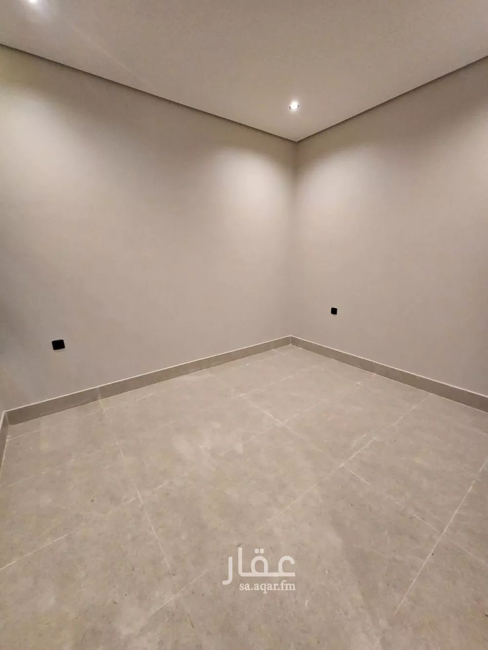 4 bedroom apartment in Al Hamra 5