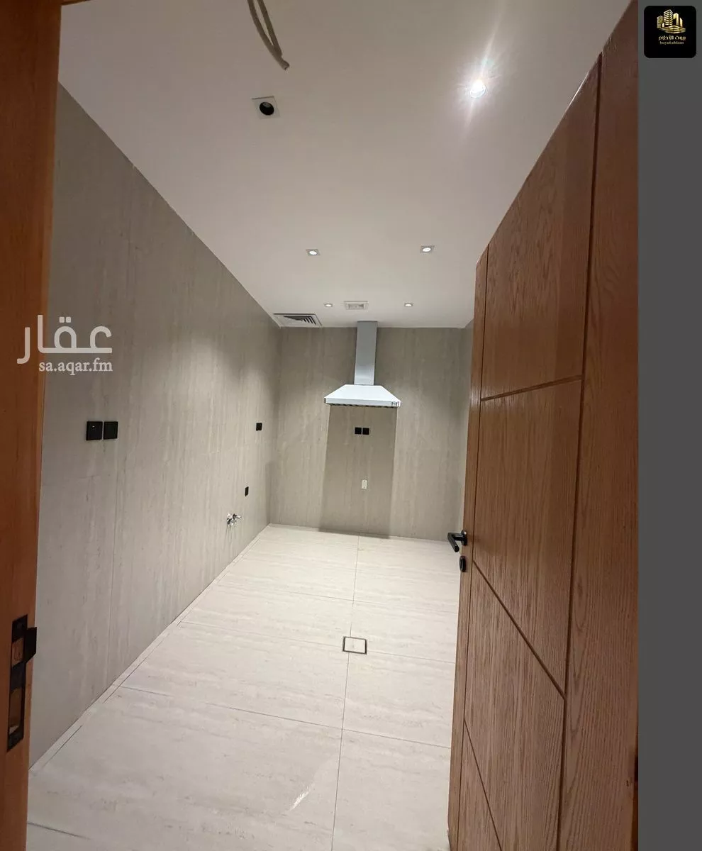 4 bedroom apartment in Al Jisr, Eastern Province 15
