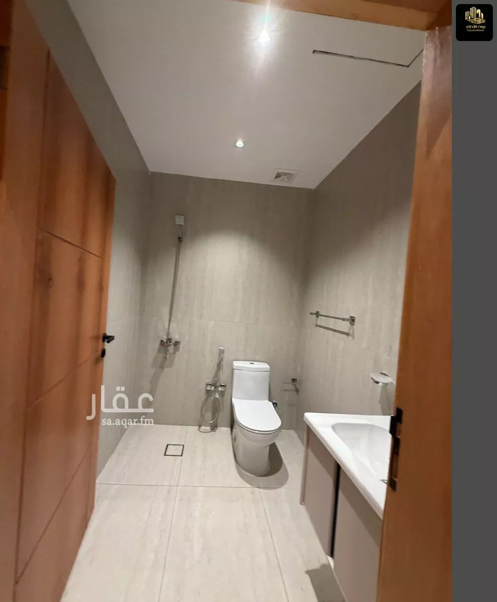 4 bedroom apartment in Al Jisr, Eastern Province 10