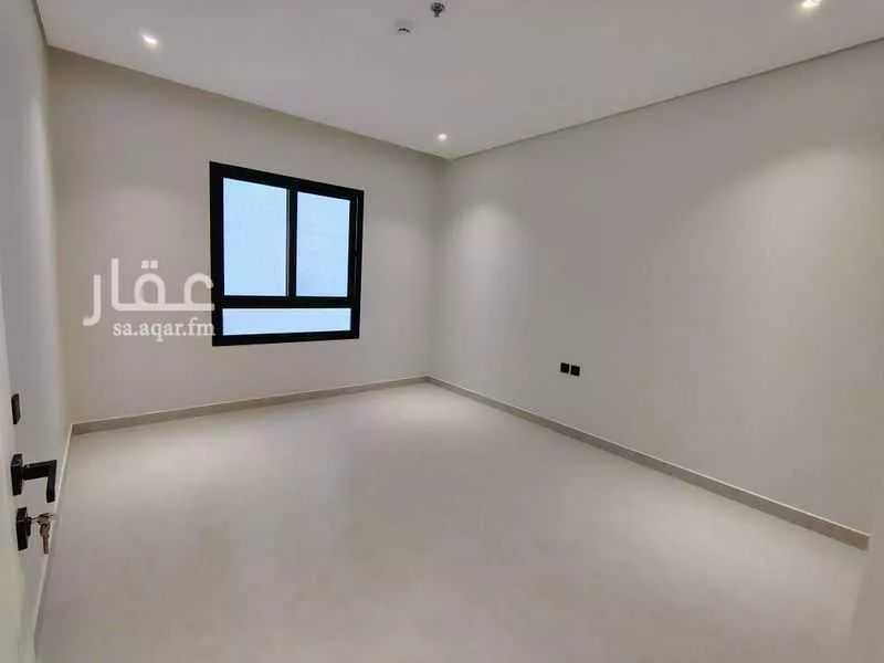 شقة 3 غرف في البحر 12