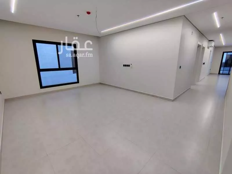 شقة 3 غرف في البحر 16