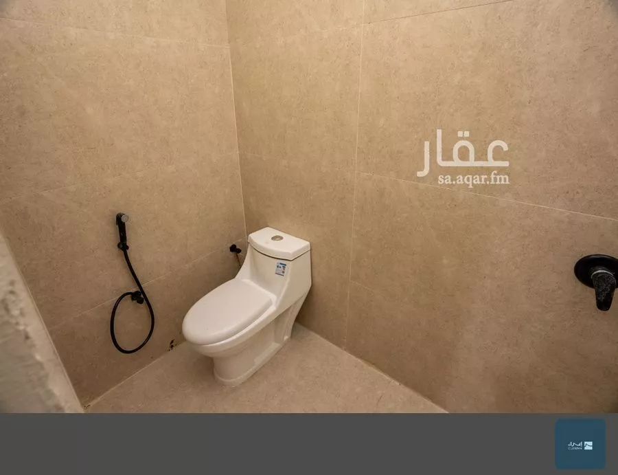 5 bedroom apartment in Al Hamra, Eastern Province 8