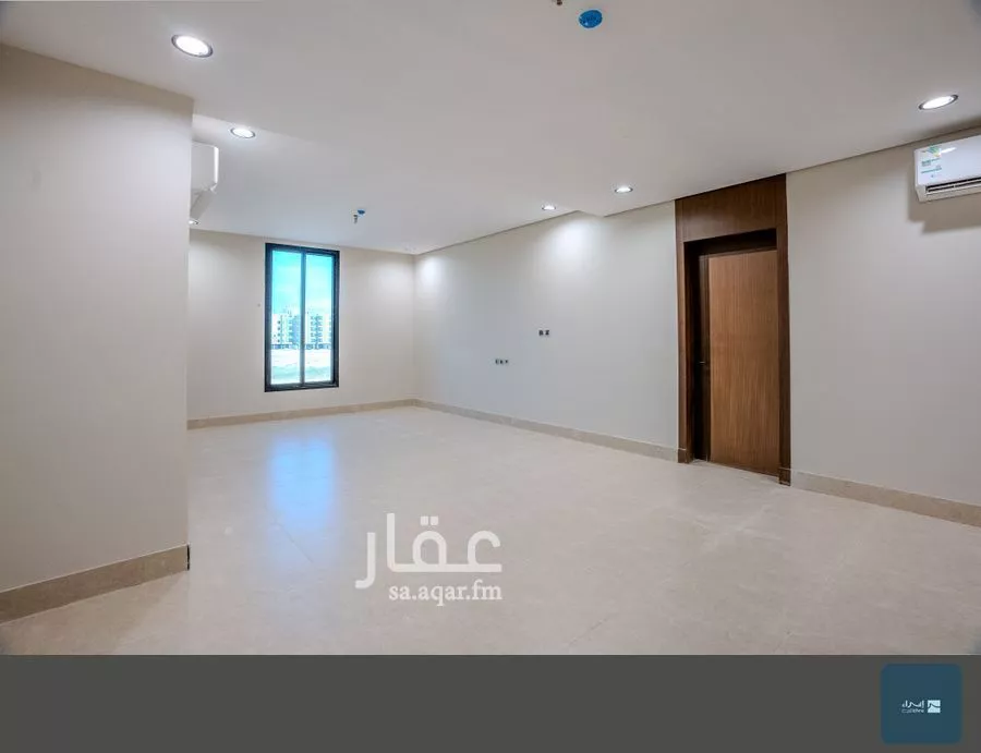 5 bedroom apartment in Al Hamra, Eastern Province 10