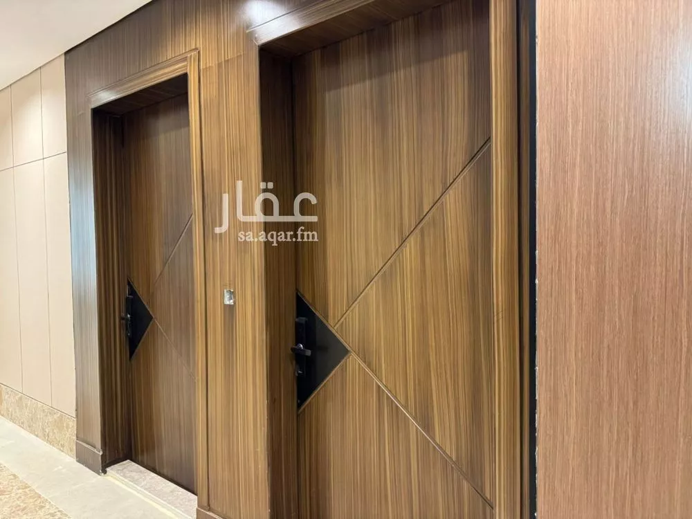 5 bedroom apartment in Al Hamra 12