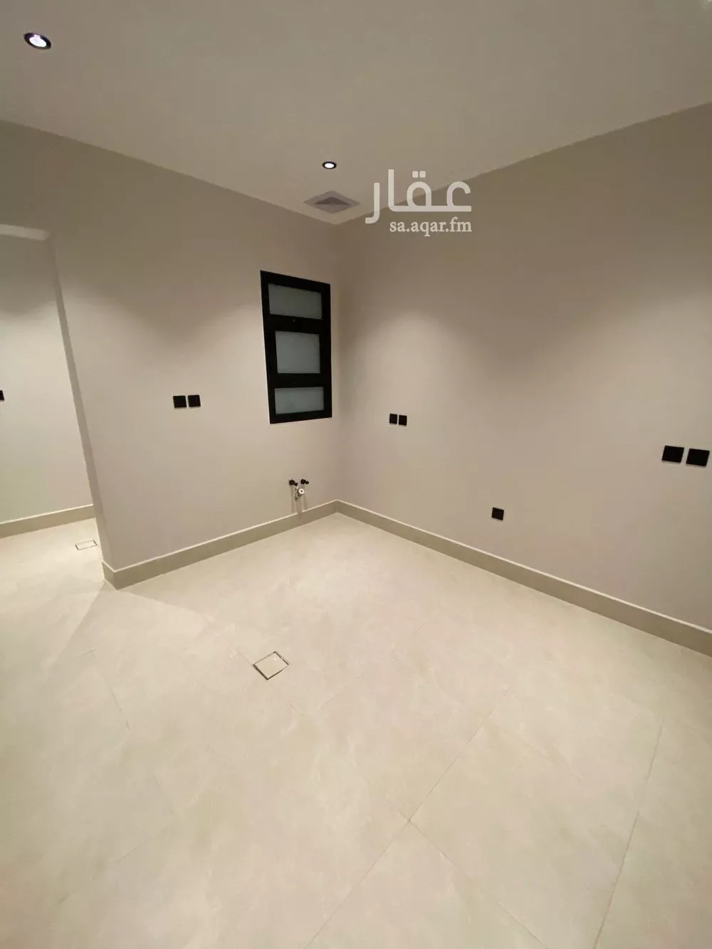 شقة 4 غرف في الحمرا 6