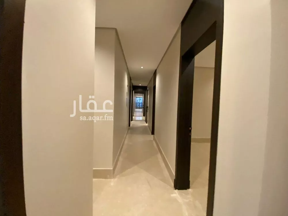 شقة 5 غرف في الحمرا 7