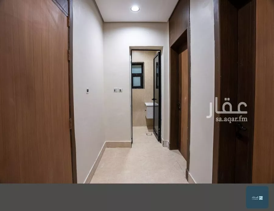 شقة 5 غرف في الحمرا 8