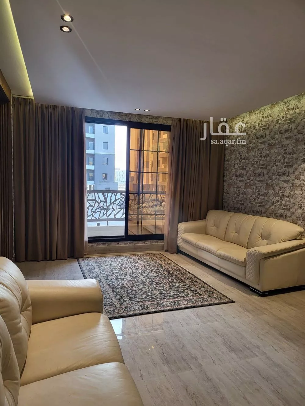 5 bedroom apartment in Al Hamra 8