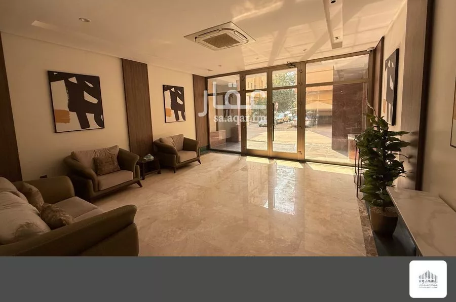 4 bedroom apartment in Al Bandariyah 3