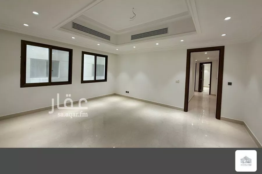 4 bedroom apartment in Al Bandariyah 5