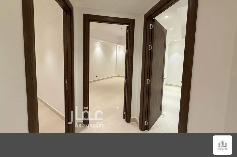4 bedroom apartment in Al Bandariyah 6