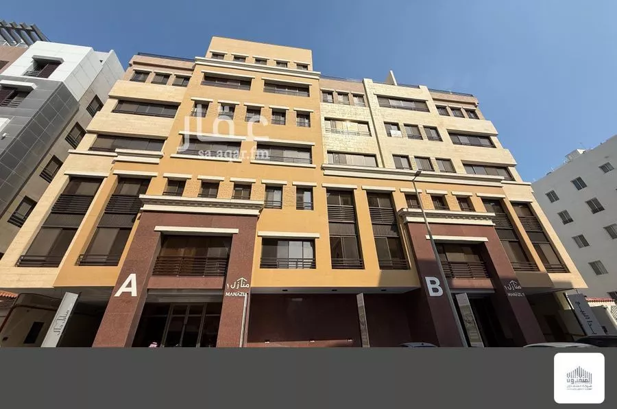 4 bedroom apartment in Al Bandariyah 8