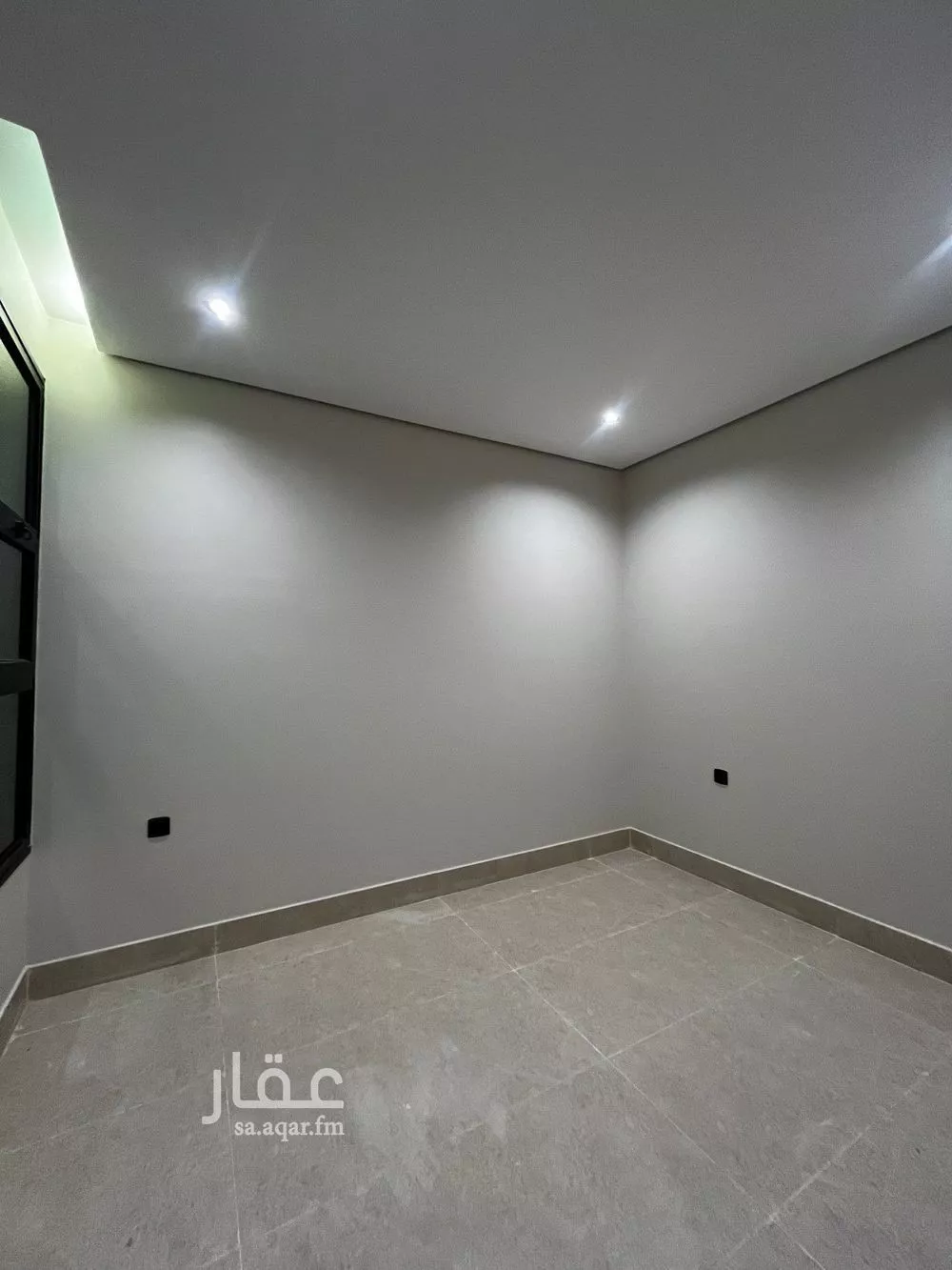 5 bedroom apartment in Al Hamra 11