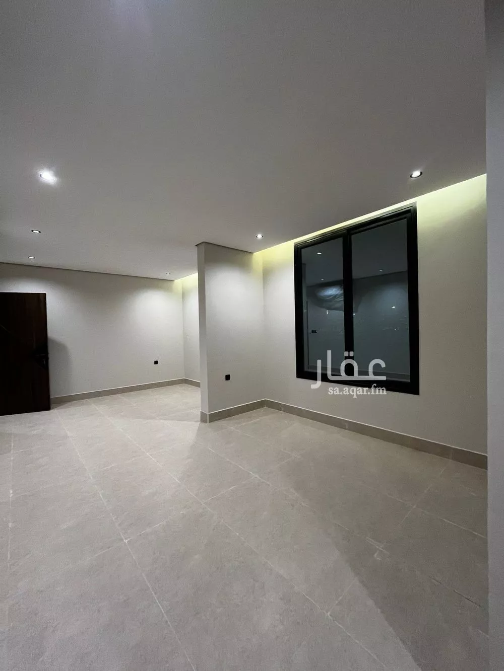 5 bedroom apartment in Al Hamra 4