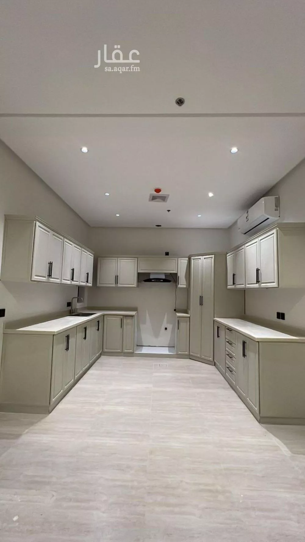 3 bedroom apartment in Al Hamra 5