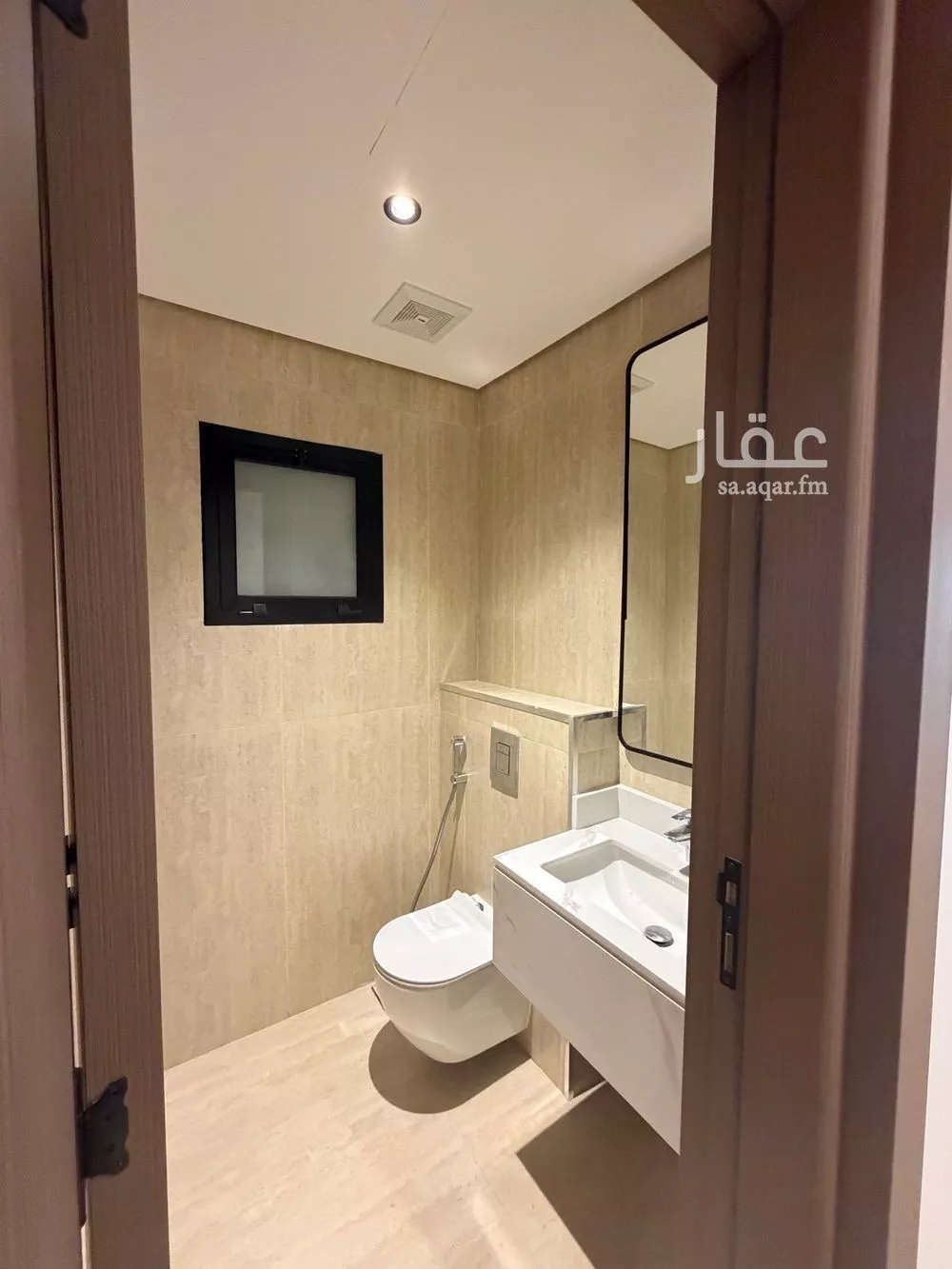 3 bedroom apartment in Al Khour 8