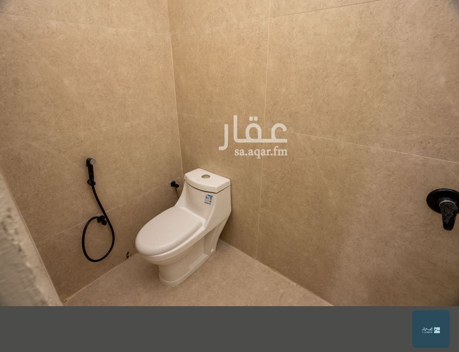 5 bedroom apartment in Al Hamra, Eastern Province 9