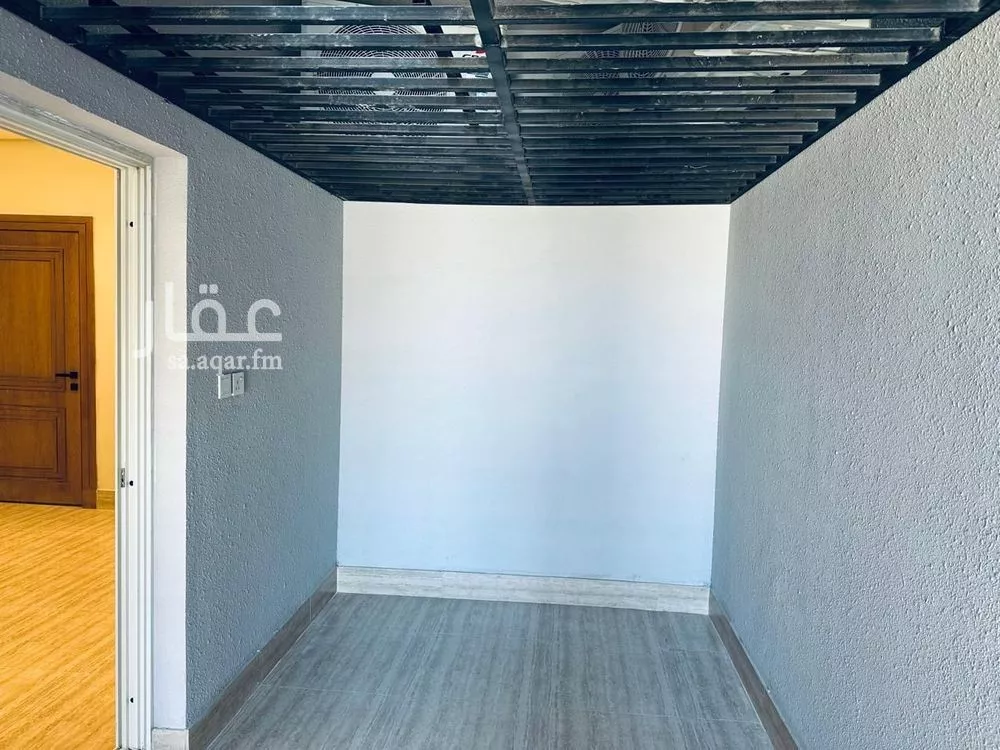 4 bedroom apartment in Al Hamra 11