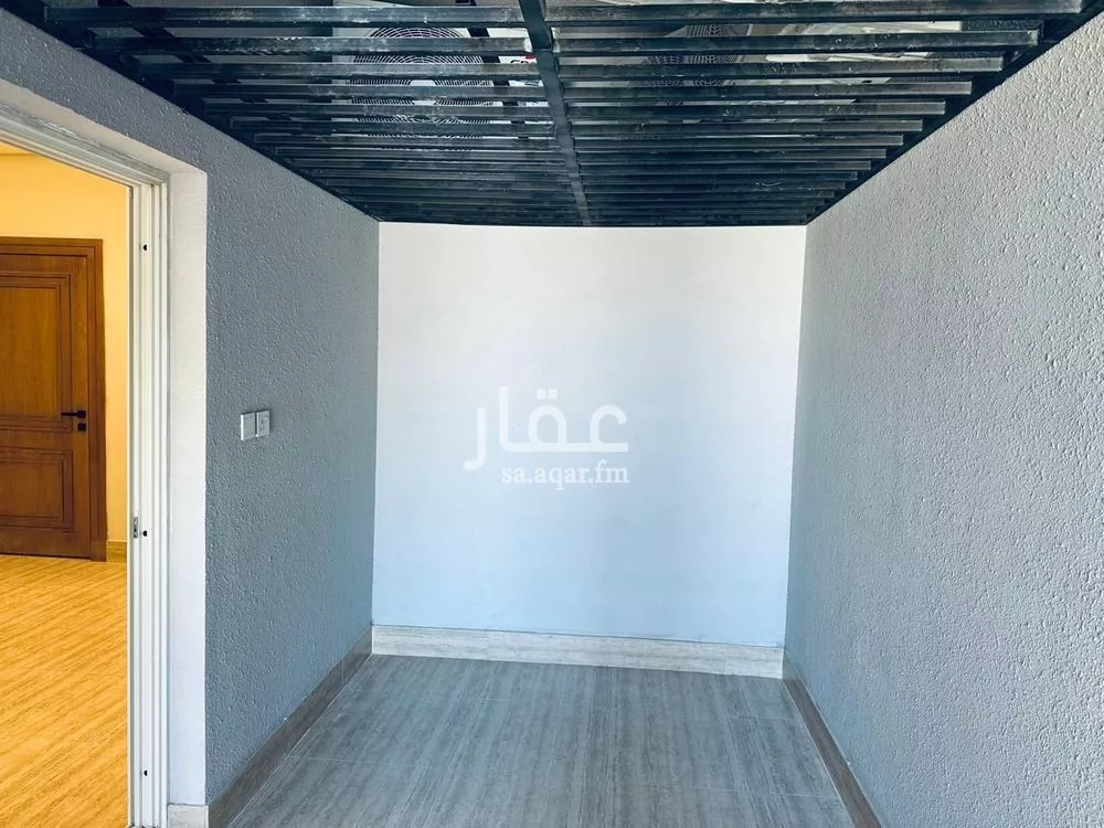 4 bedroom apartment in Al Hamra 12