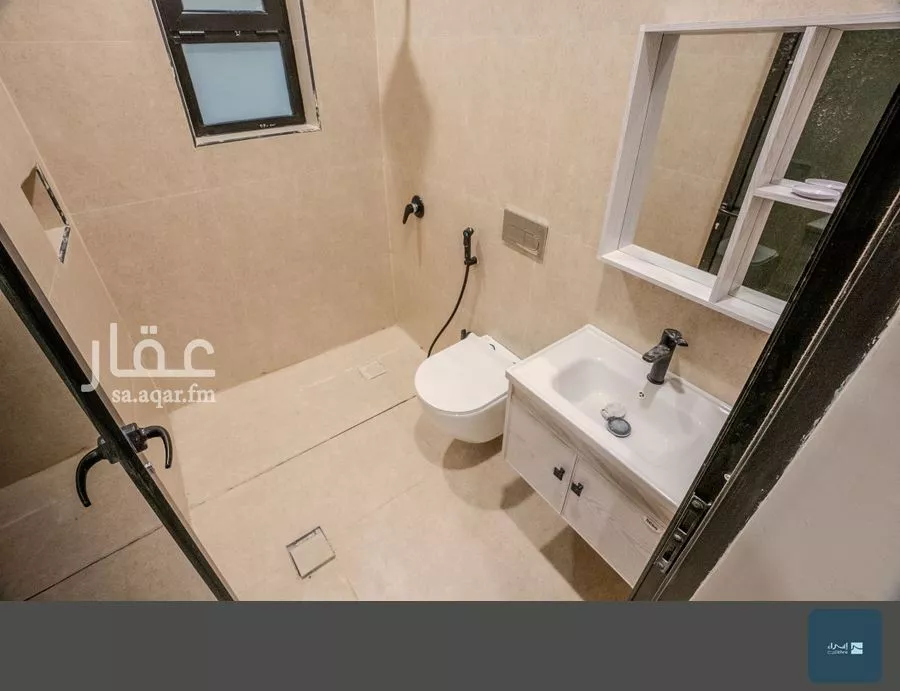 5 bedroom apartment in Al Hamra 17