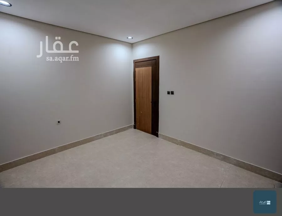 شقة 5 غرف في الحمرا 13