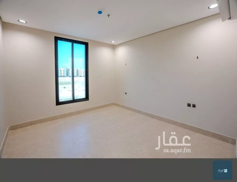 شقة 5 غرف في الحمرا 24