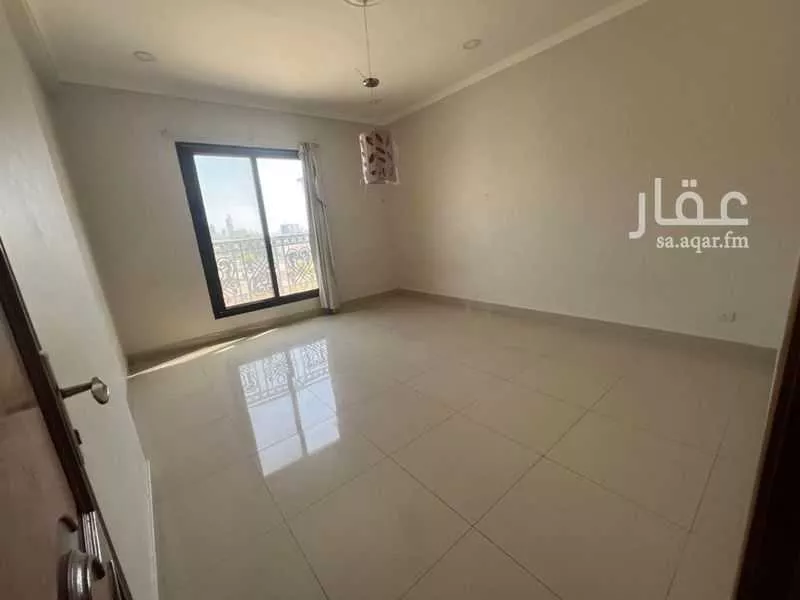 شقة 5 غرف في الروابي 22