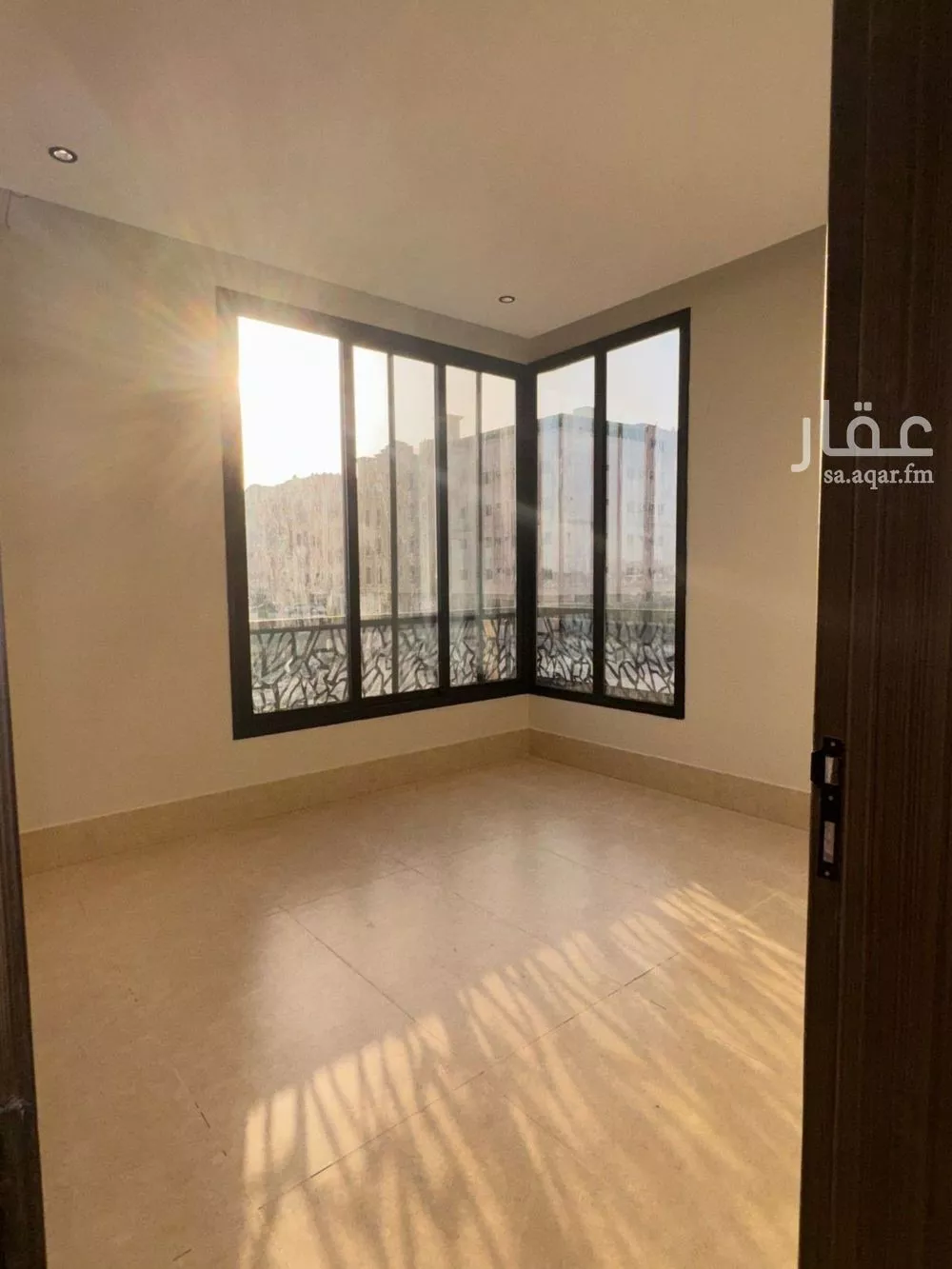 4 bedroom floor in Al Hamra 4