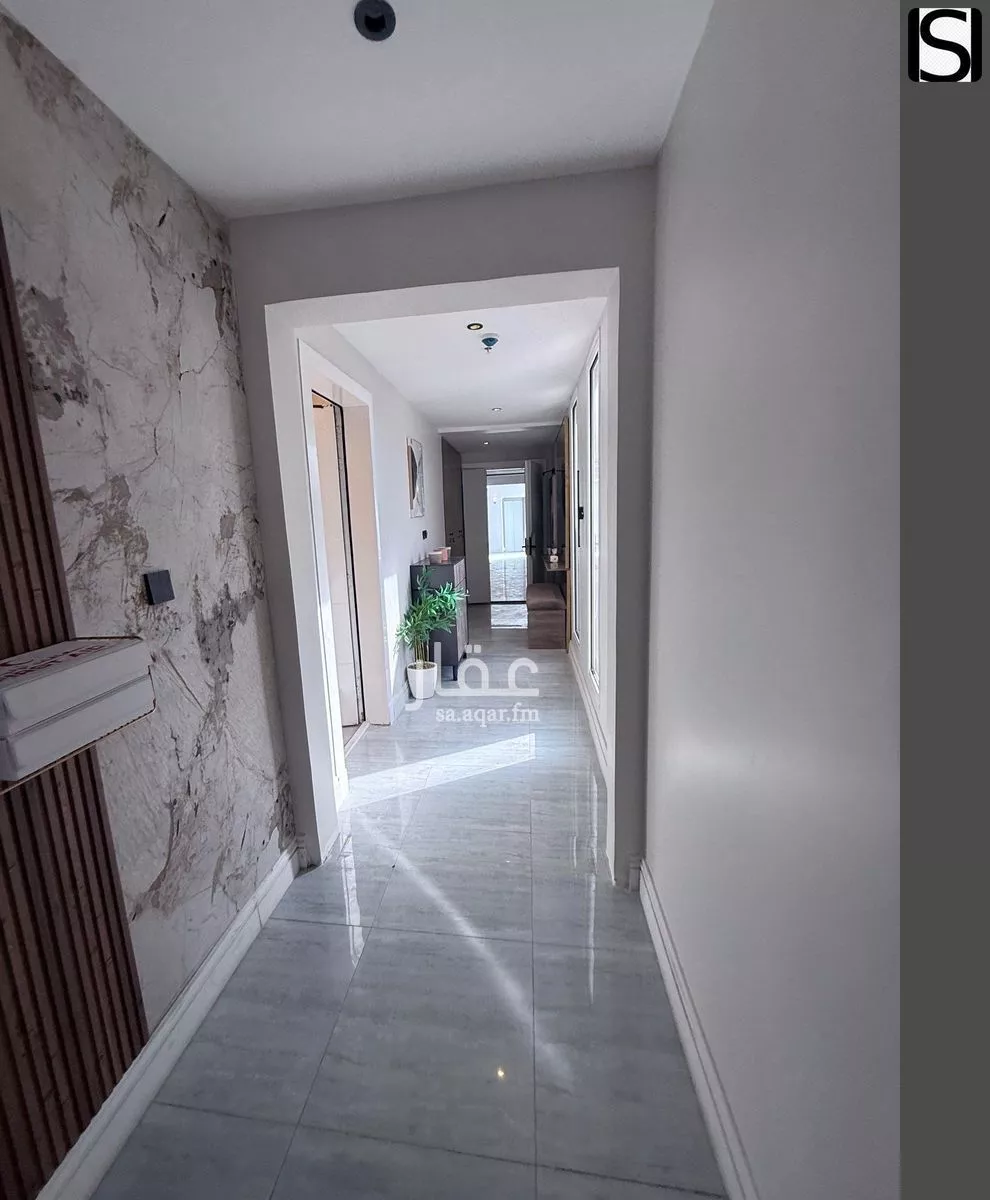 3 bedroom apartment in Al Hamra 8