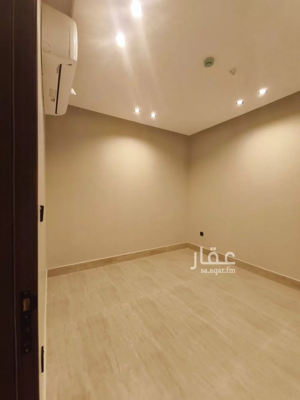 5 bedroom apartment in Al Hamra 12