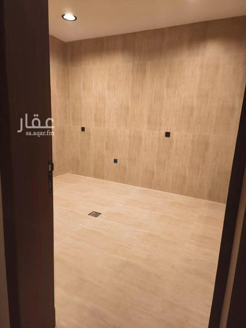 5 bedroom apartment in Al Hamra 7