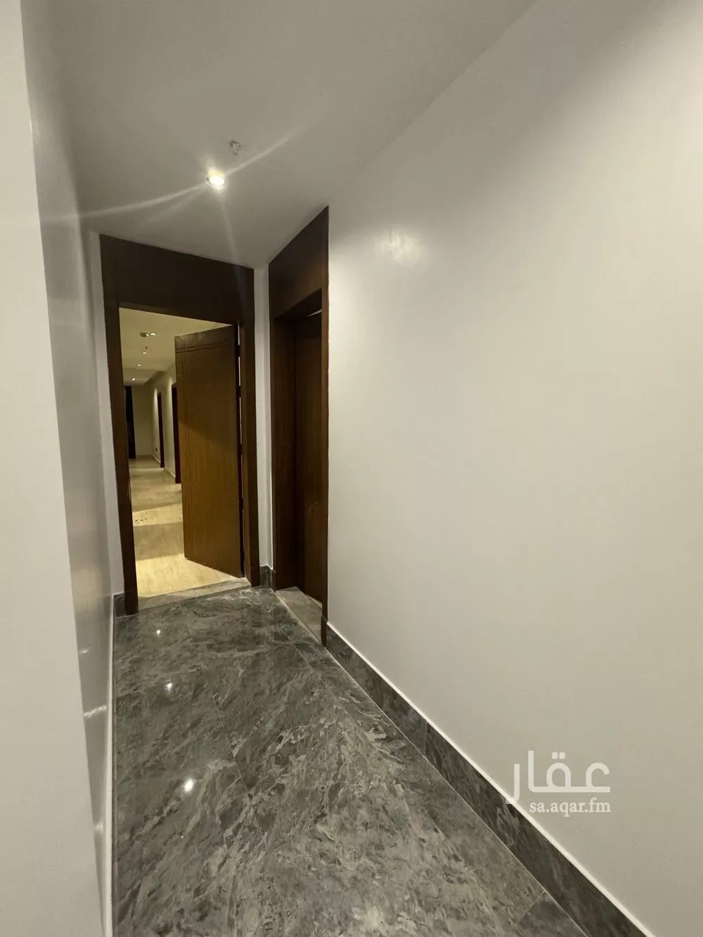 5 bedroom apartment in Al Hamra 4