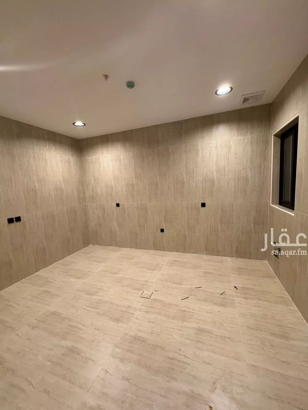 5 bedroom apartment in Al Hamra 5