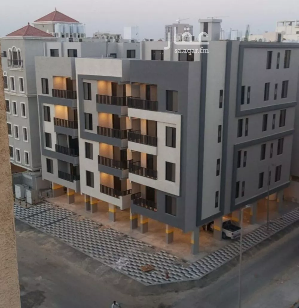 5 bedroom apartment in Al Hamra 2