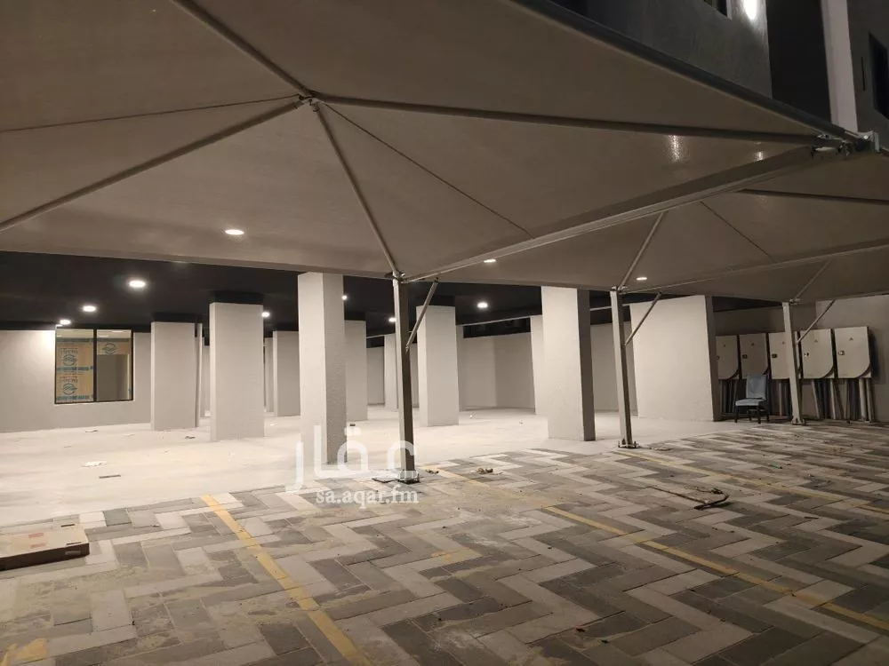 5 bedroom apartment in Al Hamra 5