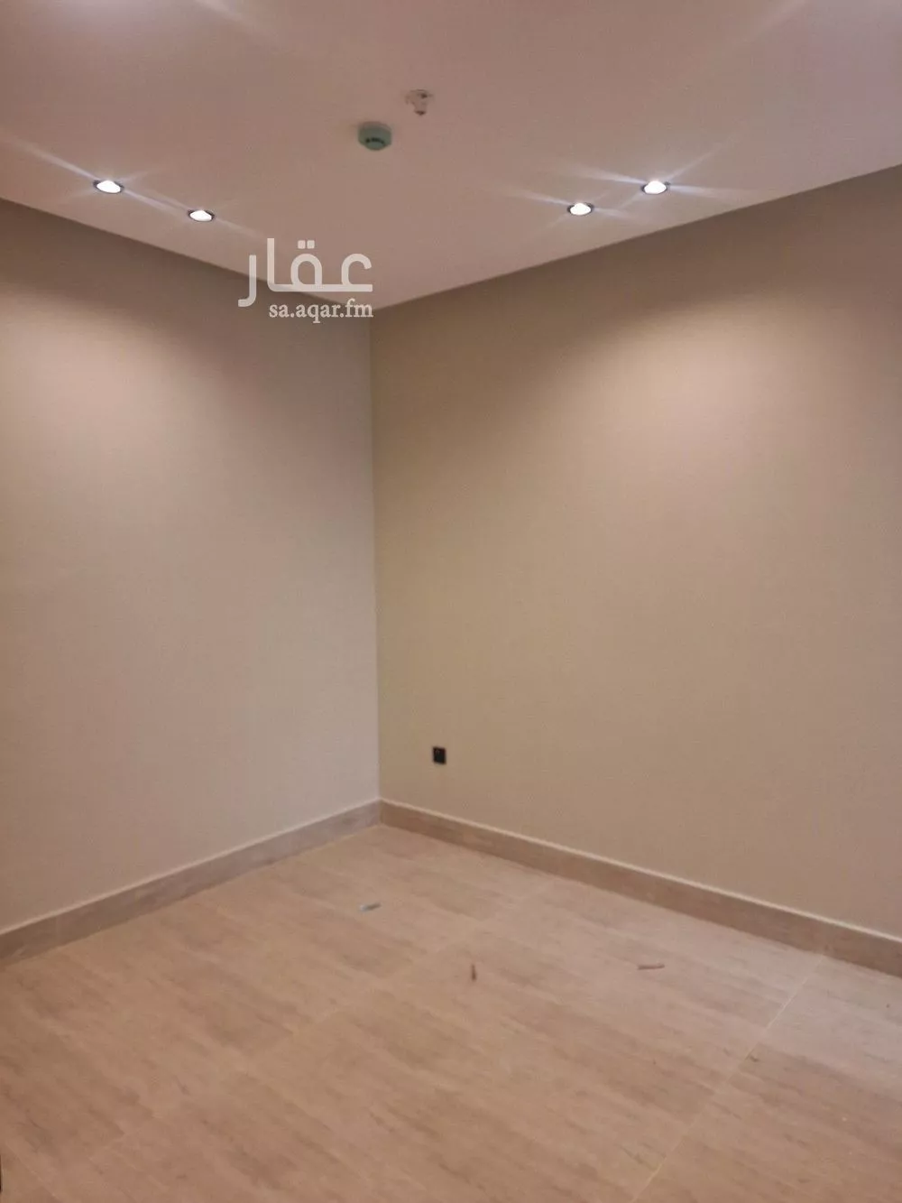 5 bedroom apartment in Al Hamra 11