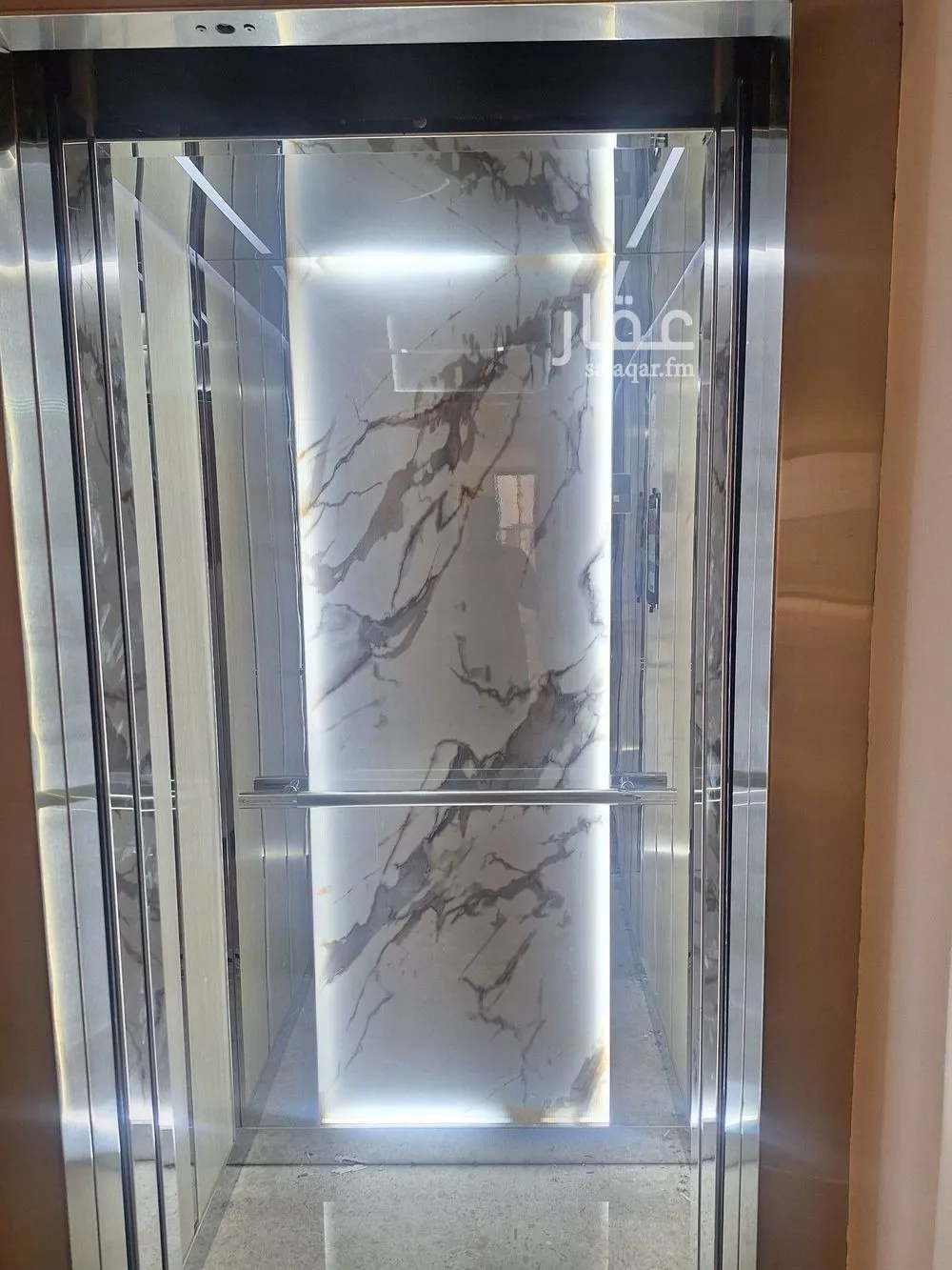 5 bedroom apartment in Al Hamra 9