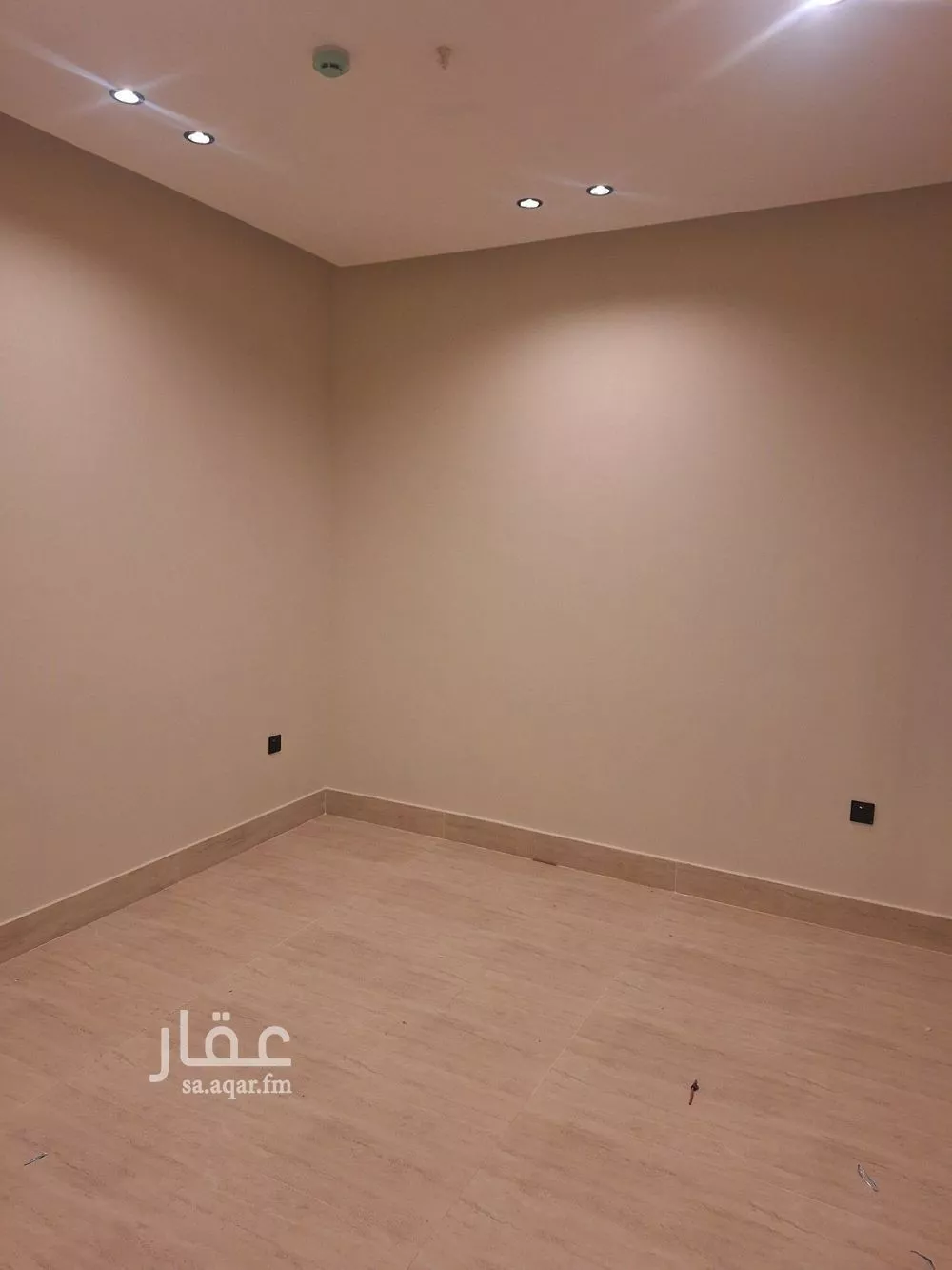 5 bedroom apartment in Al Hamra 15