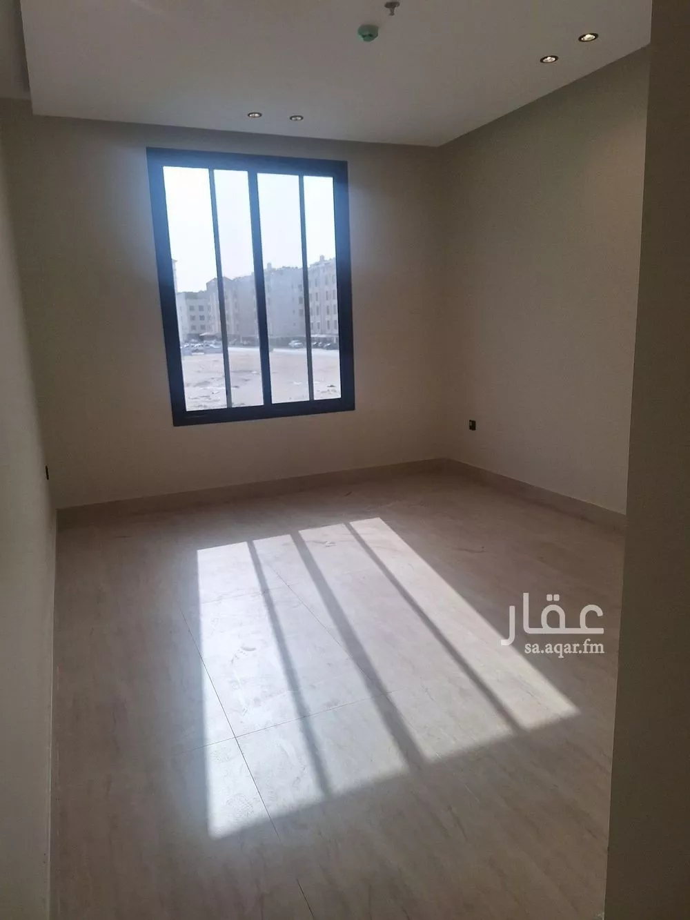 5 bedroom apartment in Al Hamra 17