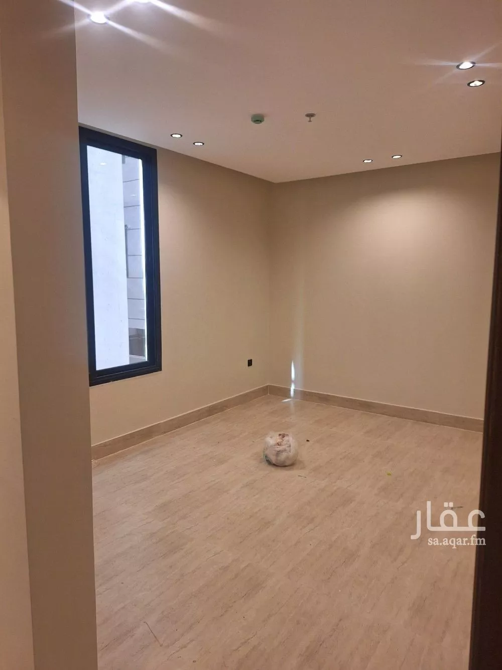 5 bedroom apartment in Al Hamra 8