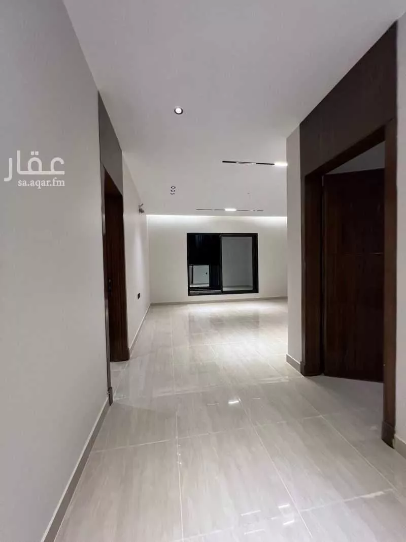 5 bedroom apartment in Al Hamra 8