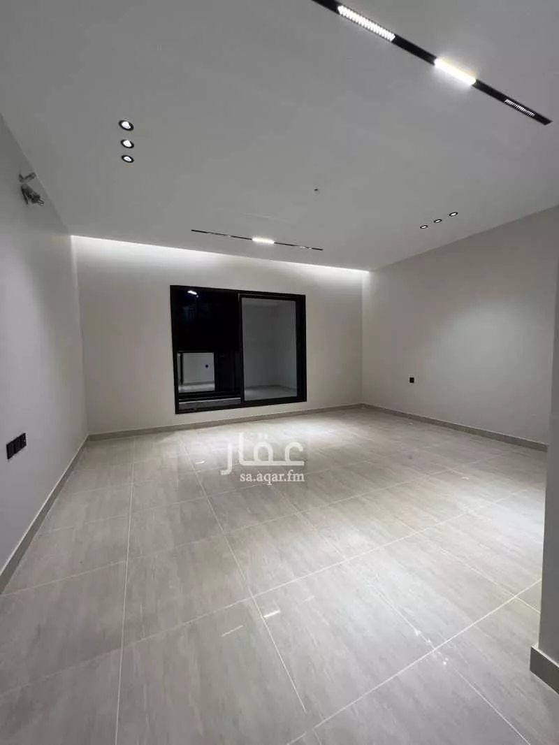 5 bedroom apartment in Al Hamra 9