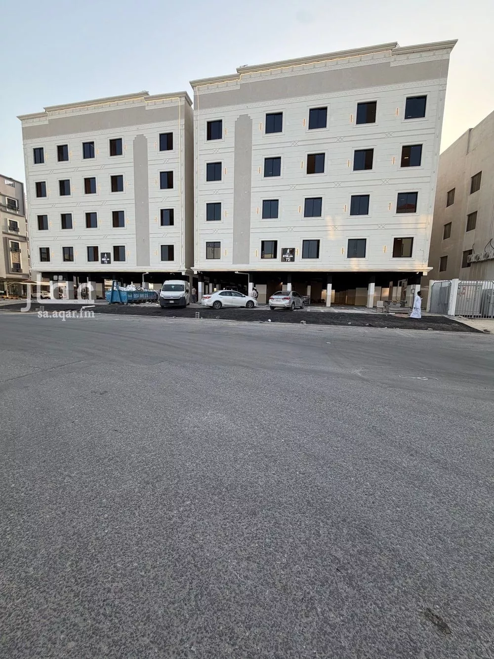 شقة 4 غرف في الحمرا 2