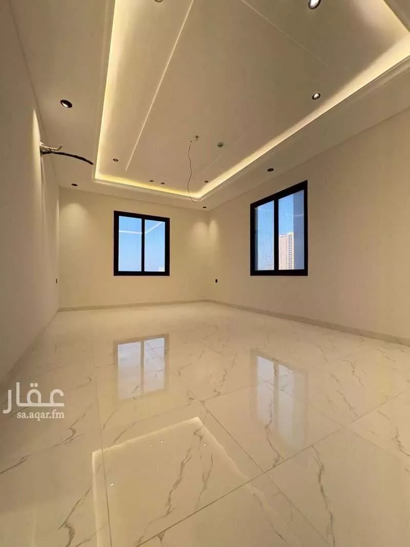 5 bedroom apartment in Al Hamra 4