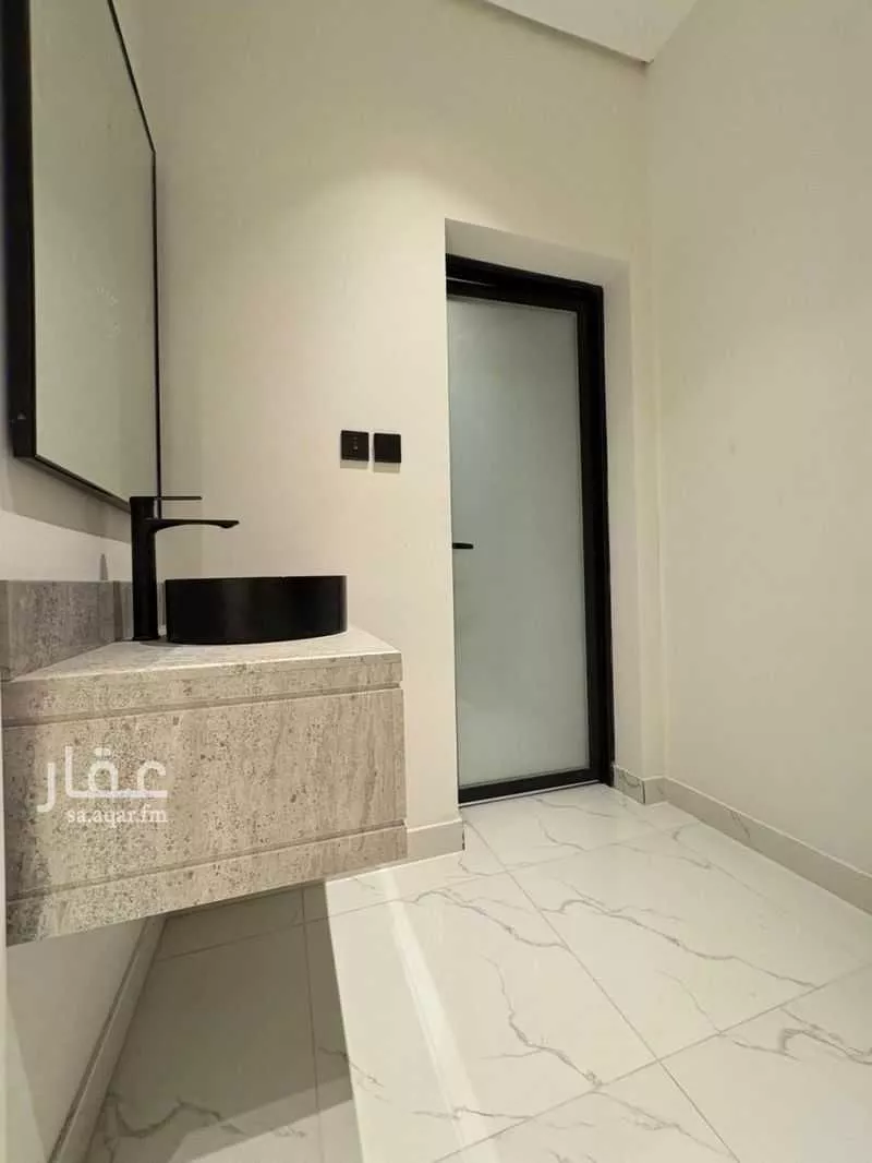 5 bedroom apartment in Al Hamra 6