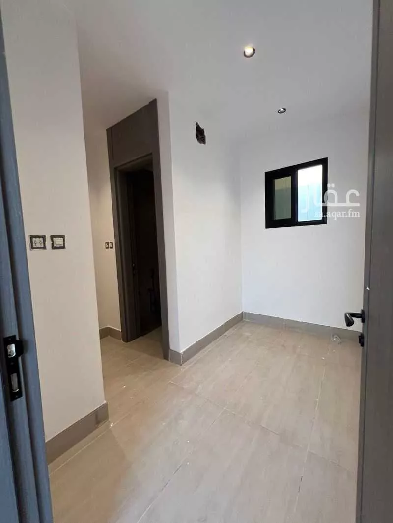 4 bedroom apartment in Al Hamra, Eastern Province 7